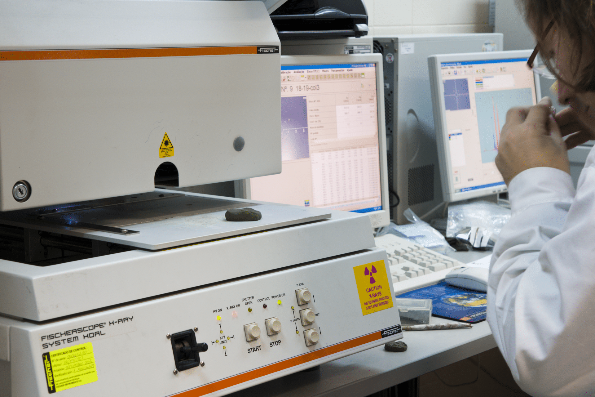 Laboratório de metais - ensaios